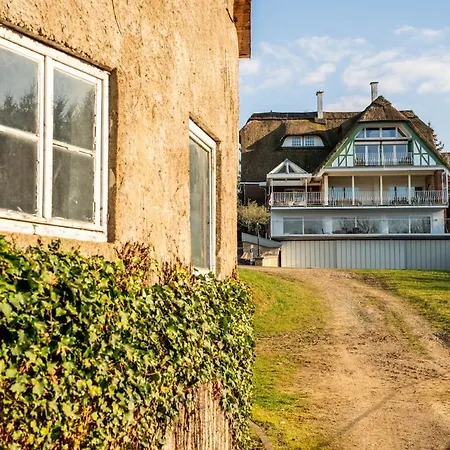 Reet Am Rhein - Chateau * 보파르트