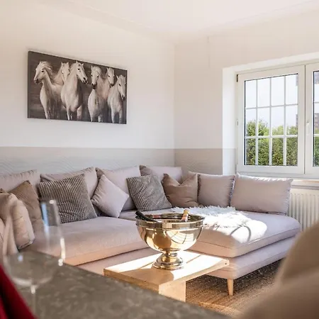 Reet Am Rhein - Chateau 아파트 보파르트