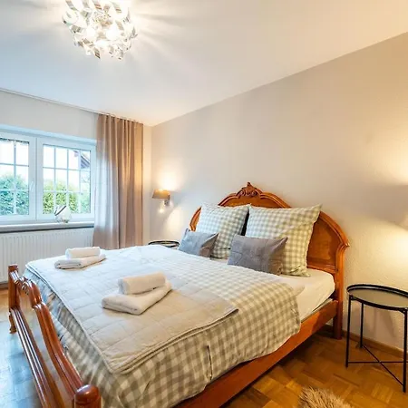 Reet Am Rhein - Chateau *