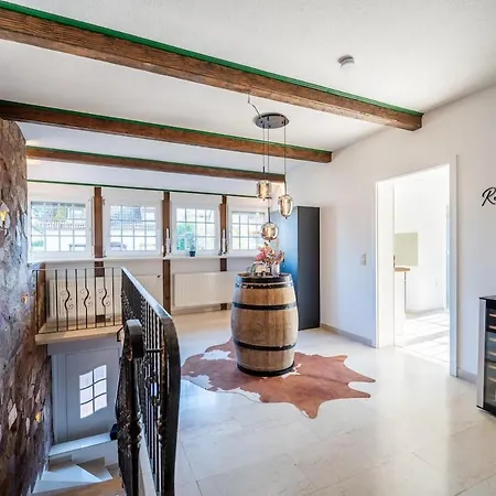 Reet Am Rhein - Chateau 아파트