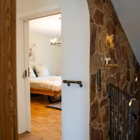 아파트 Reet Am Rhein - Chateau *